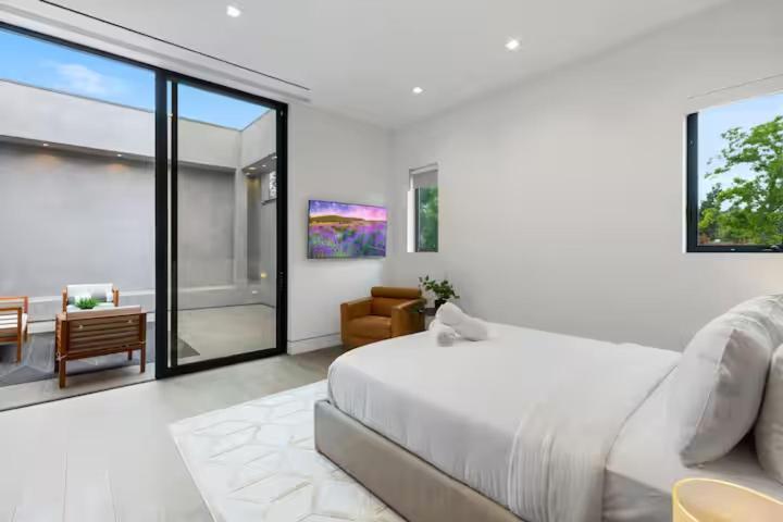 Villa The Modern Luxe Retreat!