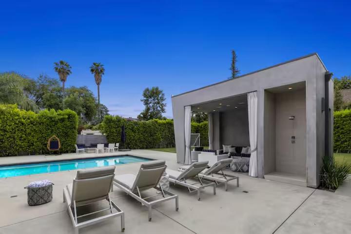 The Modern Luxe Retreat! Los Angeles