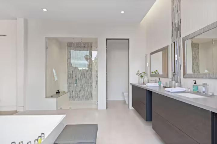 The Modern Luxe Retreat! *